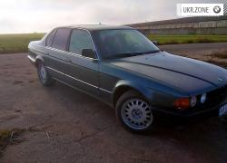 Седан BMW 7 серия II (E32) 1990 в Николаеве