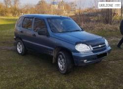 Позашляховик 5 дверей Chevrolet Niva I 2008 у Острозі