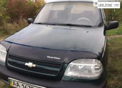 Внедорожник 5 дверей Chevrolet Niva I 2005 в Каменец-Подольском