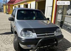 Позашляховик 5 дверей Chevrolet Niva I 2008 у Віньківцях