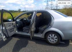 Седан Chevrolet Aveo I 2004 в Днепре