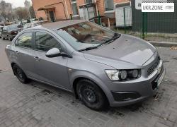 Седан Chevrolet Aveo 2011 в Киеве