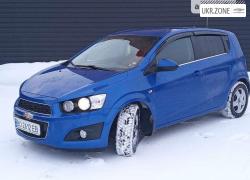 Хэтчбек 5 дверей Chevrolet Aveo II 2013 в Ивано-Франковске