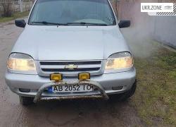 Внедорожник 5 дверей Chevrolet Niva I 2005 в Хмельнике