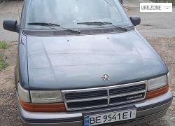 Минивэн Chrysler Voyager 1995 в Николаеве