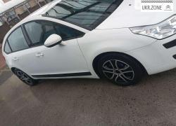 Хетчбек 5 дверей Citroen C4 II 2010 у Рівному