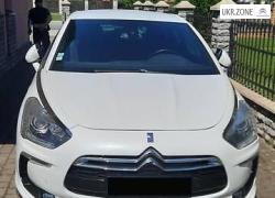 Хетчбек 5 дверей Citroen DS5 I 2012 у Кіцмані