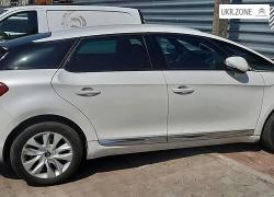 Хетчбек 5 дверей Citroen DS5 I 2012 у Кіцмані
