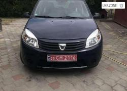 Хэтчбек 5 дверей Dacia Sandero 2012 в Городке