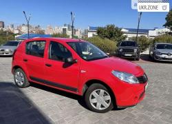 Хетчбек 5 дверей Dacia Sandero I 2009 у Києві