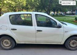 Хэтчбек 5 дверей Dacia Sandero I 2011 в Харькове