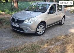 Хэтчбек 5 дверей Dacia Sandero I 2010 в Киеве