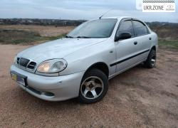 Седан Daewoo Lanos I 2004 в Новоукраинке
