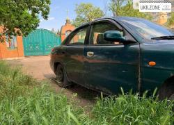 Седан Daewoo Nubira I 1998 в Теплодаре