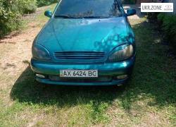 Седан Daewoo Lanos I 1998 в Харькове