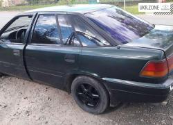 Седан Daewoo Espero I 1997 у Львові
