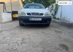 Седан Daewoo Lanos I 2003 в Снигиревке