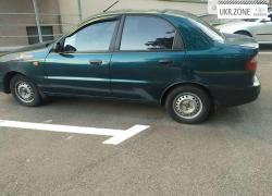 Седан Daewoo Lanos I 2004 у Харкові