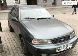 Седан Daewoo Nexia I 1997 в Львове