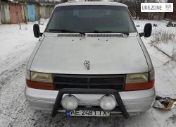 Минивэн Dodge Caravan (Ram Van) I 1986 в Терновке