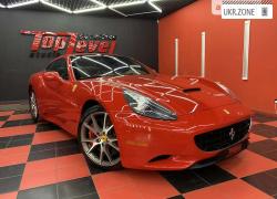 Кабриолет Ferrari California I 2010 в Киеве