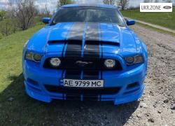 Купе Ford Mustang V Рестайлінг 2012 у Дніпрі