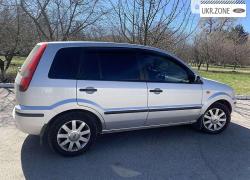 Хэтчбек 5 дверей Ford Fusion I 2004 в Виннице