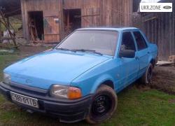 Седан Ford Orion II 1987 в Надворной