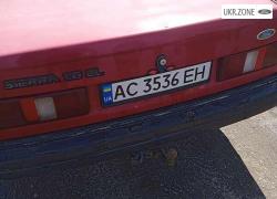 Седан Ford Sierra I Рестайлінг 1987 у Турійську