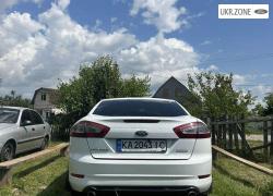 Седан Ford Mondeo IV Рестайлинг 2011 в Киеве