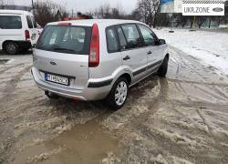 Хэтчбек 5 дверей Ford Fusion I Рестайлинг 2006 в Ужгороде