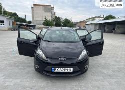 Седан Ford Fiesta VI (Mk6) Рестайлинг 2012 в Староконстантинове