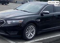Седан Ford Taurus VI Рестайлінг 2017 у Києві