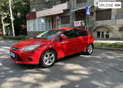 Хэтчбек 5 дверей Ford Focus 2014 в Харькове