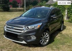 Внедорожник 5 дверей Ford Escape III Рестайлинг 2017 в Ровно