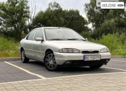 Лифтбек Ford Mondeo 1995 в Пустомытах