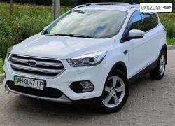 Позашляховик 5 дверей Ford Kuga II Рестайлінг 2018 у Хмельницькому