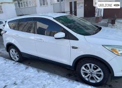 Внедорожник 5 дверей Ford Escape III Рестайлинг 2016 в Полтаве