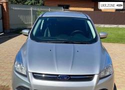 Внедорожник 5 дверей Ford Escape 2015 в Ивано-Франковске