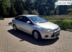 Седан Ford Focus III 2013 у Маріуполі