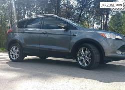 Внедорожник 5 дверей Ford Escape III 2014 в Вишневом