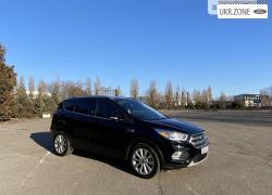 Внедорожник 5 дверей Ford Escape III Рестайлинг 2016 в Хмельницком
