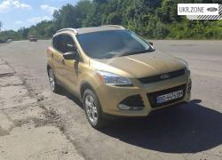 Внедорожник 5 дверей Ford Escape III 2014 в Полонном