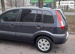 Хэтчбек 5 дверей Ford Fusion I Рестайлинг 2008 в Валках