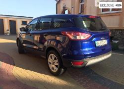 Внедорожник 5 дверей Ford Escape 2015 в Ровно