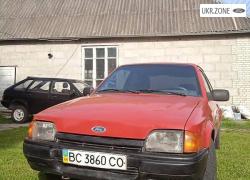 Ford Escort 1988 в Луцке