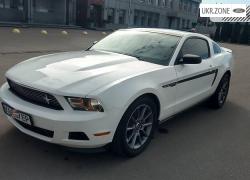 Купе Ford Mustang V Рестайлінг 2011 у Києві