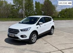 Позашляховик 5 дверей Ford Kuga 2019 у Каневі
