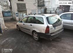 Универсал 5 дверей Ford Focus I 2000 в Днепре