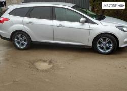 Универсал 5 дверей Ford Focus III 2012 в Николаеве